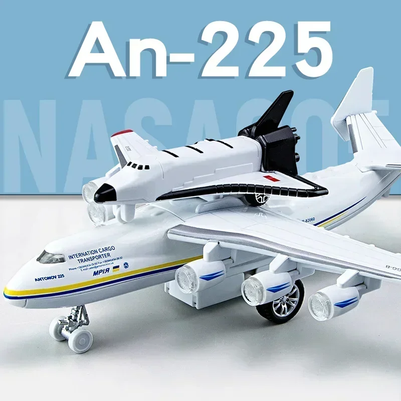 Model Airplane Plastic - Modelo de Avião de Transporte Soviético